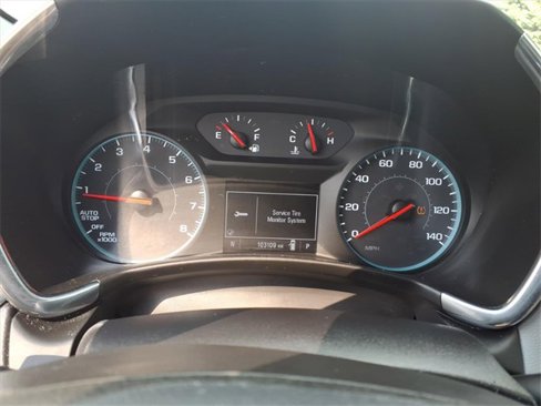 Used 2018 Chevrolet Equinox LS image 16