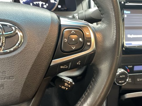 Used 2017 Toyota Camry XLE image 20