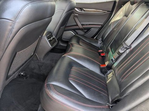 Used 2015 Maserati Ghibli S Q4 image 18