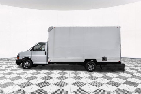 New 2025 Chevrolet Express 4500 Extended w/ Power Convenience Package image 19