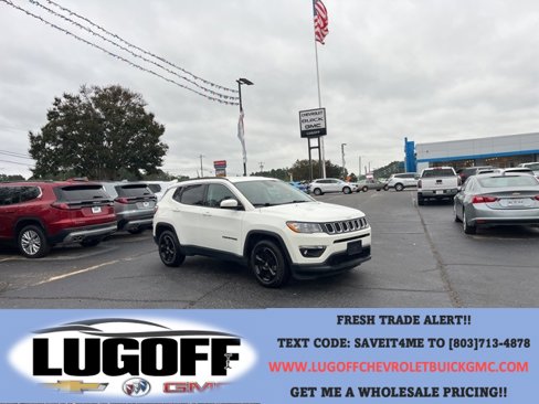 Used 2021 Jeep Compass Latitude image 1