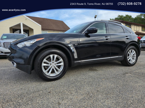 Used 2017 INFINITI QX70 3.7 w/ Premium Package image 1