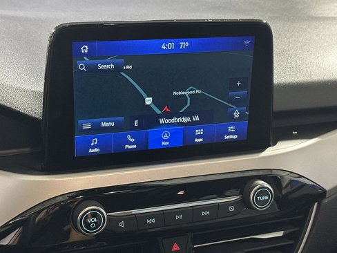 Used 2020 Ford Escape SE image 24