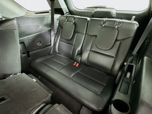 Used 2022 Ford Explorer XLT w/ Equipment Group 202A image 28
