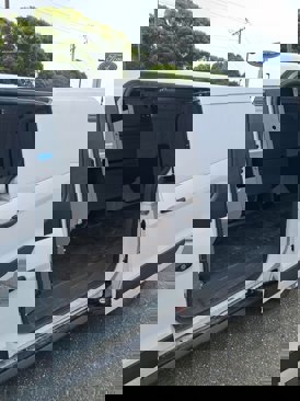 Used 2020 Ford Transit Connect XL image 7