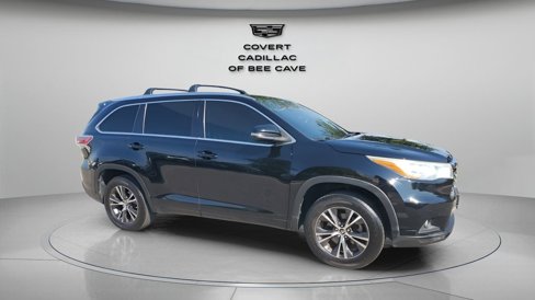 Used 2016 Toyota Highlander XLE image 12