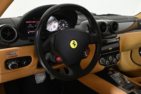 Used 2010 Ferrari 599 GTB Fiorano image 12