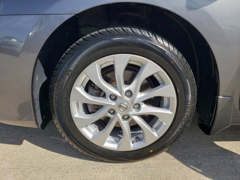 Used 2018 Nissan Sentra SV w/ Premium Package (P01) image 42