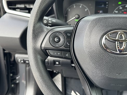 Used 2024 Toyota Corolla LE image 23
