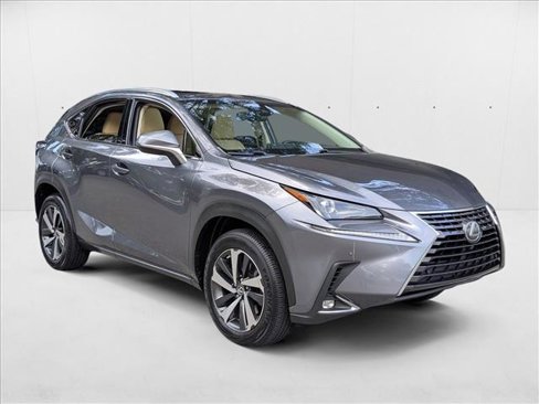 Used 2018 Lexus NX 300 FWD image 3