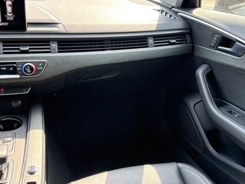 Used 2019 Audi A4 2.0T Premium image 17