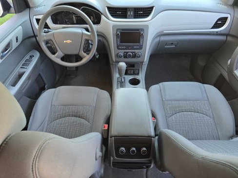 Used 2017 Chevrolet Traverse LS image 4