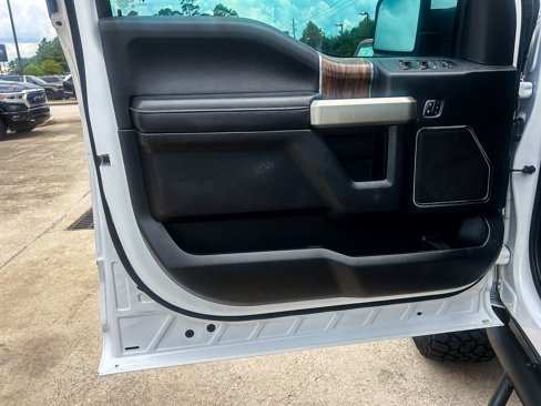 Used 2020 Ford F150 Lariat image 29