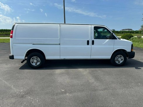 Used 2014 Chevrolet Express 3500 Extended image 6