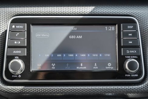 Used 2020 Nissan Kicks S image 22