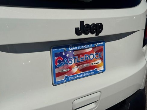 Certified 2021 Jeep Renegade Latitude image 21