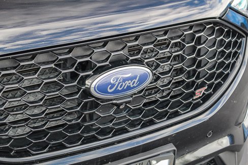 Used 2020 Ford Edge ST w/ Equipment Group 401A image 5