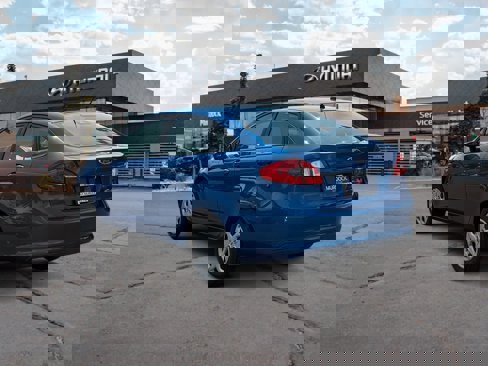 Used 2011 Ford Fiesta S image 3