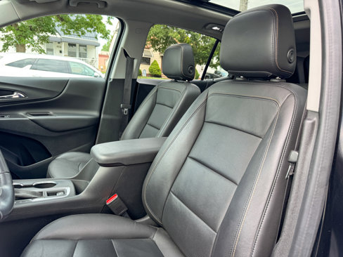 Used 2020 Chevrolet Equinox LT w/ Midnight Edition image 17