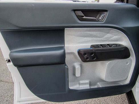 New 2025 Ford Maverick XLT w/ XLT Luxury Package image 8