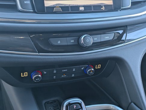 Used 2021 Buick Enclave Essence w/ Sport Touring Edition image 23