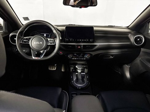 Used 2024 Kia Forte GT-Line w/ GT-Line Premium Package image 12