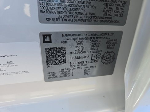 Used 2020 Chevrolet Silverado 1500 High Country image 32