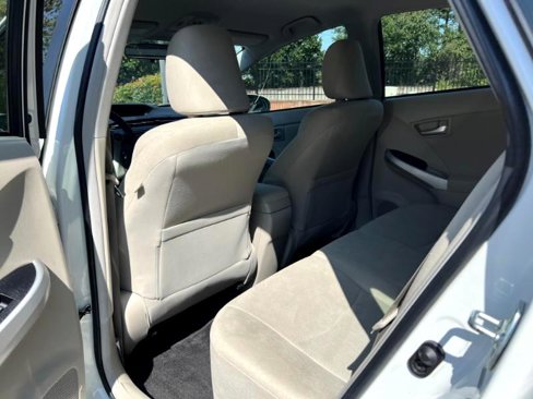 Used 2012 Toyota Prius Three image 20