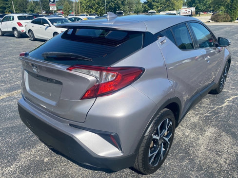 Used 2018 Toyota C-HR XLE image 6