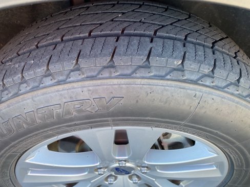 Used 2018 Ford Explorer XLT w/ Equipment Group 202A image 9