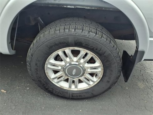 Used 2013 Ford F150 Lariat w/ Mid Equipment Group image 8