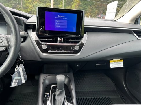 New 2025 Toyota Corolla LE image 17