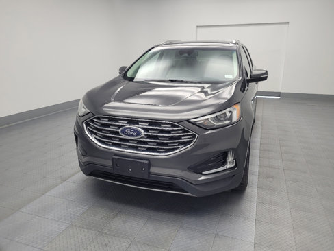 Used 2019 Ford Edge Titanium image 15