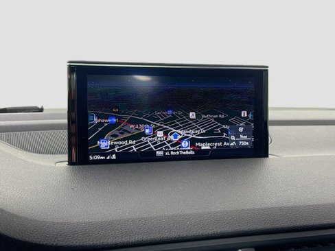 Used 2019 Audi Q7 3.0T Prestige image 13