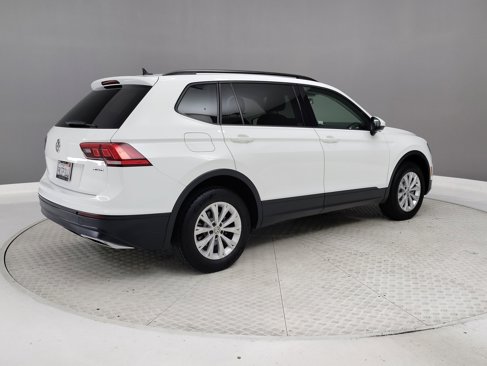 Used 2020 Volkswagen Tiguan S image 6