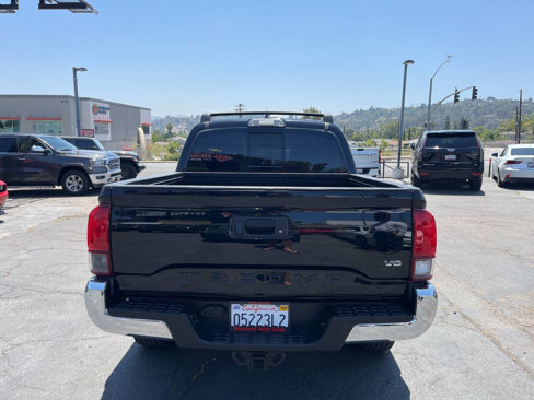 Used 2018 Toyota Tacoma TRD Off-Road image 8