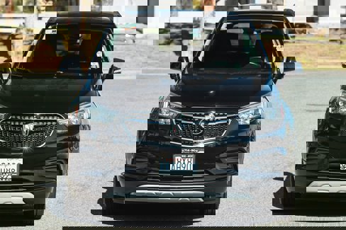 Used 2018 Buick Encore Preferred image 4