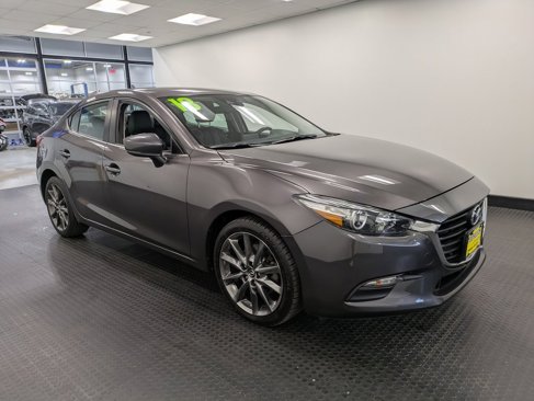 Used 2018 MAZDA MAZDA3 Touring image 3