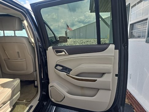 Used 2016 GMC Yukon XL Denali w/ Open Road Package image 21