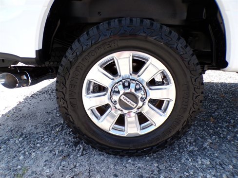 Used 2021 Ford F250 Platinum w/ FX4 Off-Road Package image 12