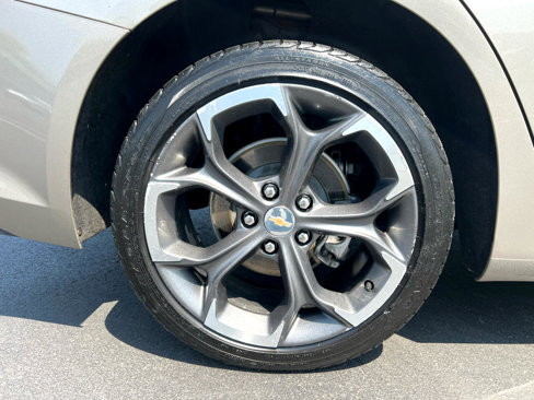 Used 2022 Chevrolet Malibu LT image 24