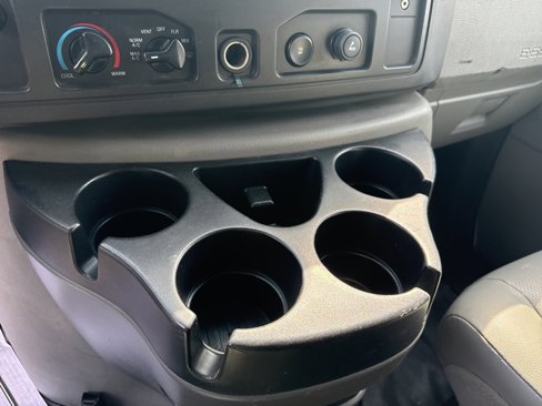 Used 2014 Ford E-350 and Econoline 350 Extended Super Duty image 9