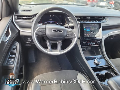 Used 2023 Jeep Grand Cherokee L Laredo image 7