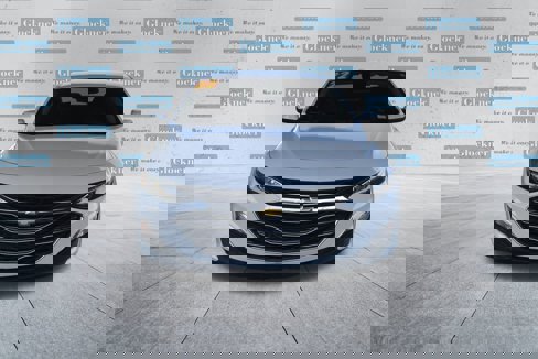 Used 2022 Chevrolet Malibu LS w/ Driver Confidence Package II image 2