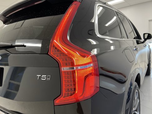 Used 2018 Volvo XC90 T5 Momentum w/ Convenience Package image 40