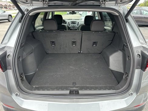 Used 2023 Chevrolet Equinox LT image 16