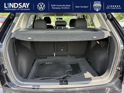 Used 2022 Volkswagen Taos S image 11