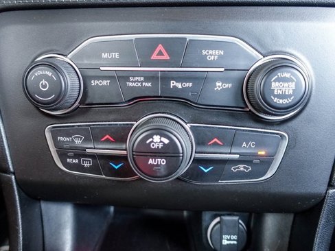 Used 2022 Dodge Charger SXT w/ Plus Group image 18