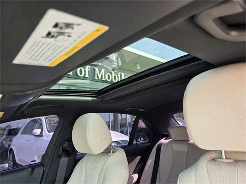 Used 2022 Mercedes-Benz E 350 Sedan w/ AMG Line Exterior image 36