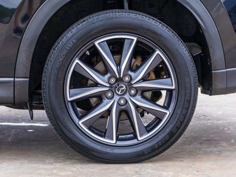 Used 2018 MAZDA CX-5 Touring w/ Preferred Equipment Package image 8